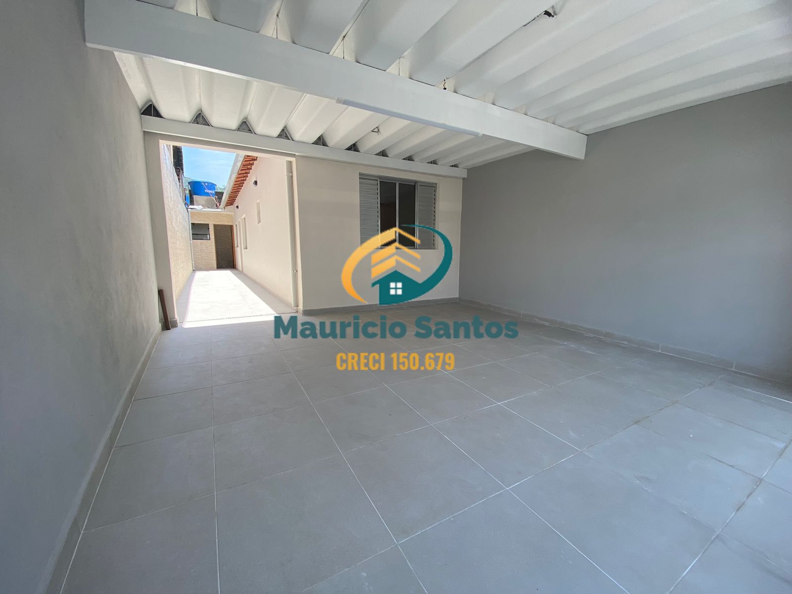 Casa à venda com 2 quartos, 89m² - Foto 1