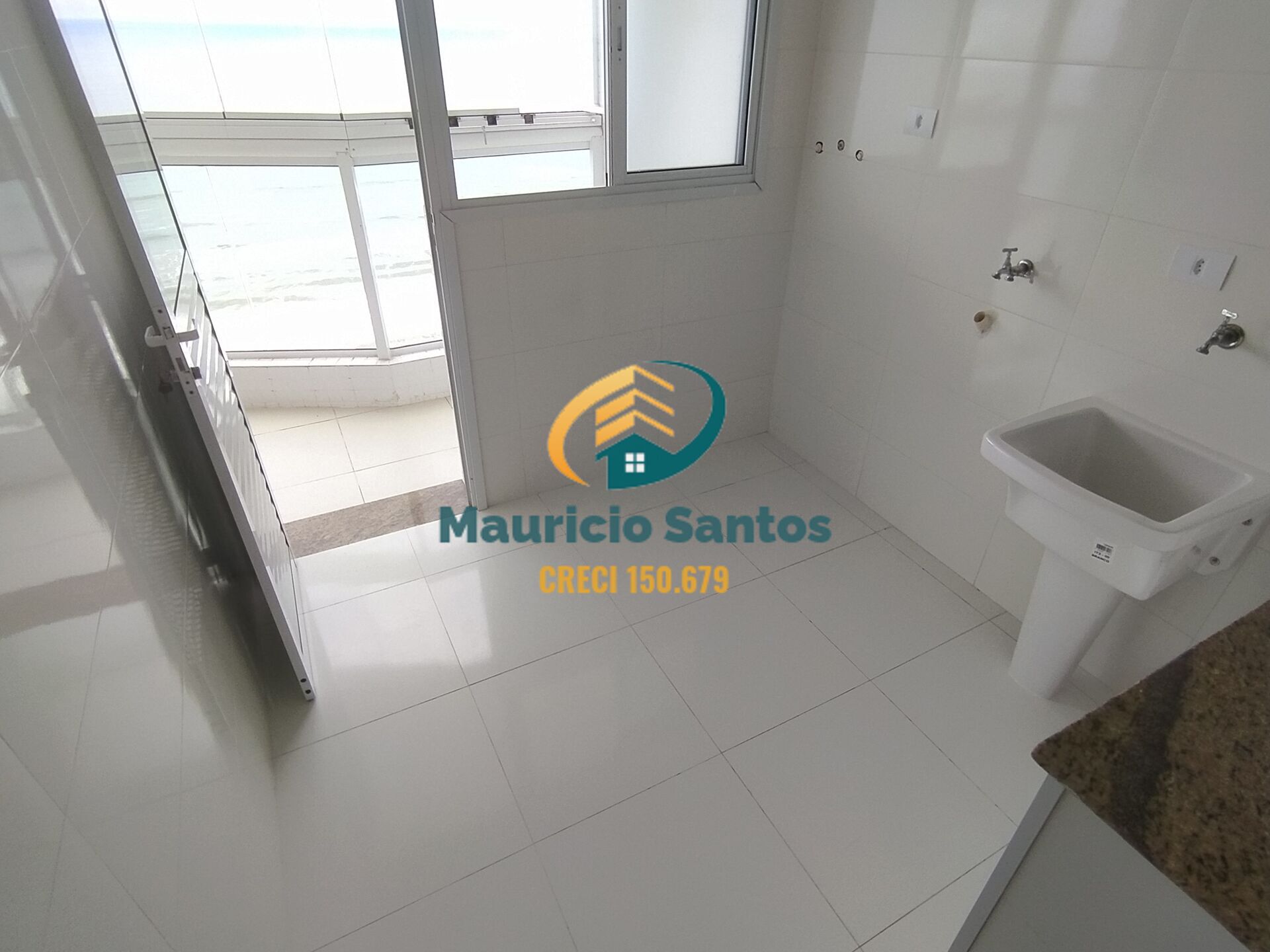 Apartamento à venda com 3 quartos, 206m² - Foto 13