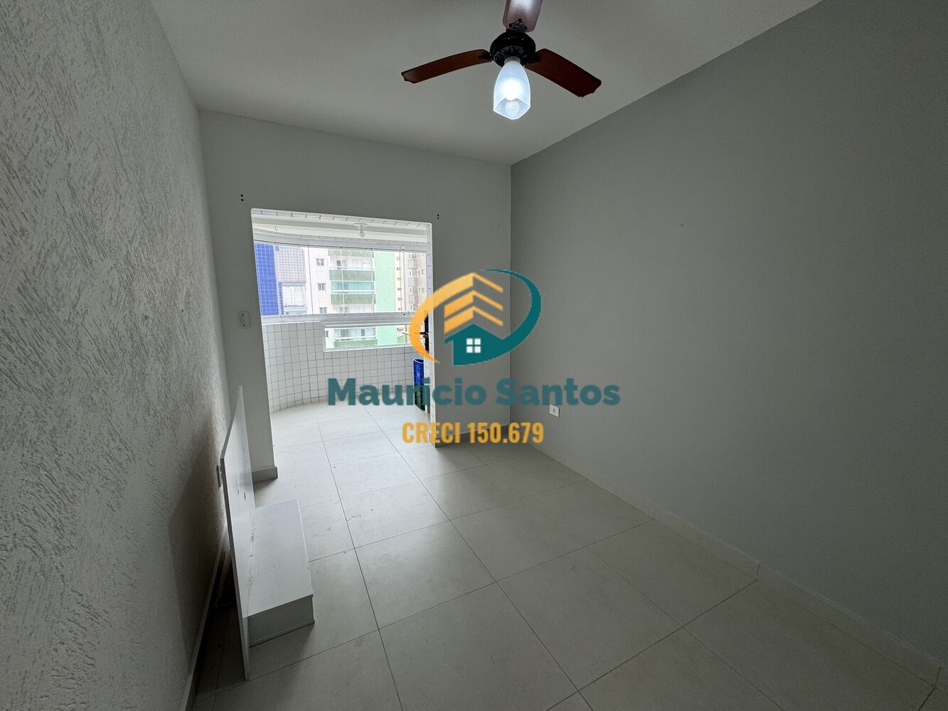 Apartamento à venda com 1 quarto, 42m² - Foto 3