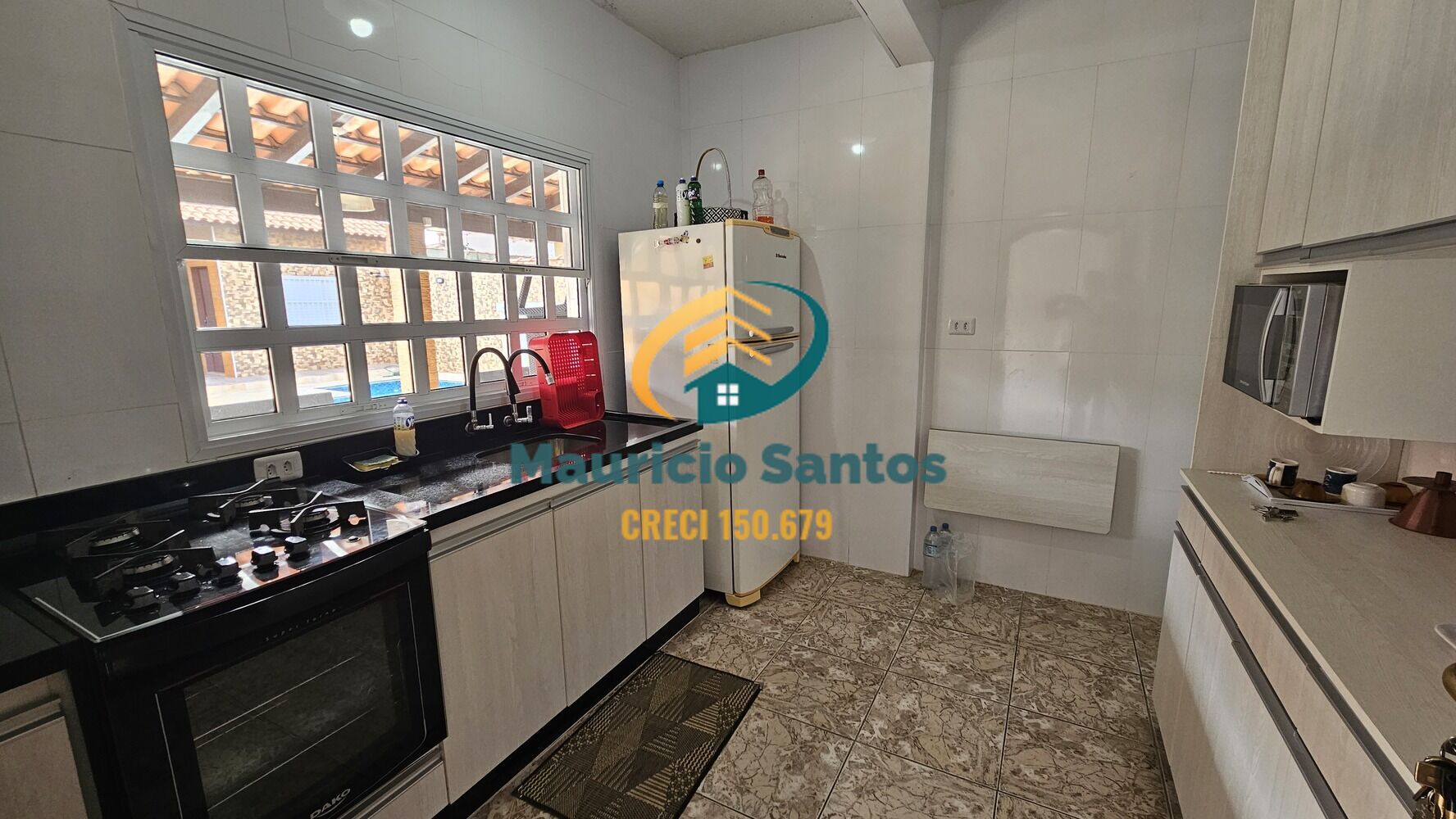 Casa à venda com 4 quartos, 100m² - Foto 16