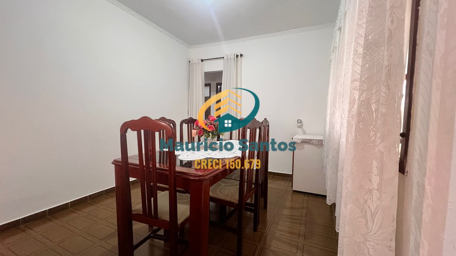 Casa à venda com 2 quartos, 170m² - Foto 12