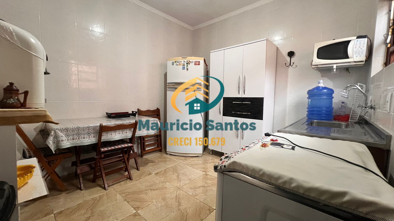 Casa à venda com 2 quartos, 170m² - Foto 14