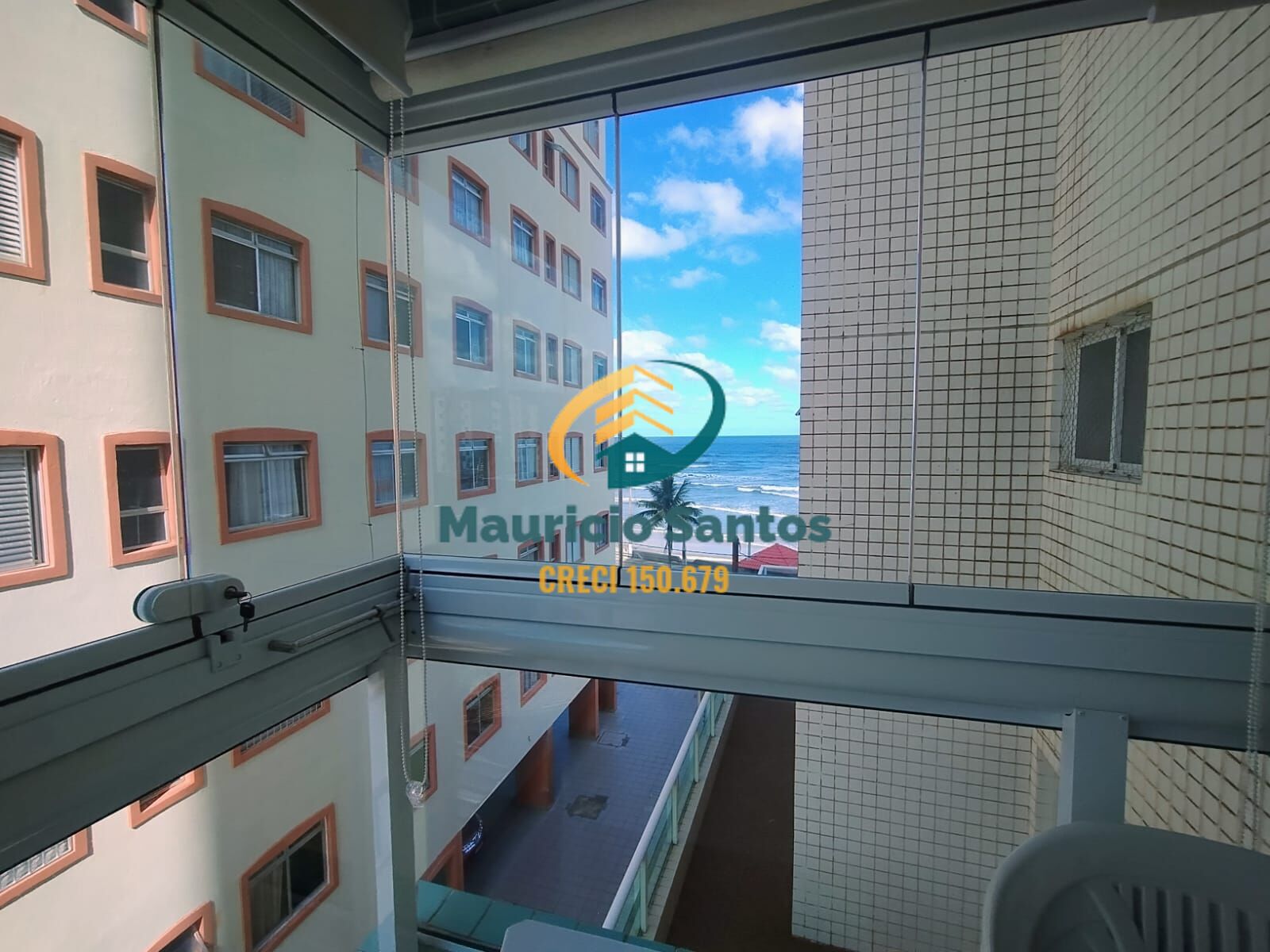 Apartamento à venda com 2 quartos, 68m² - Foto 2