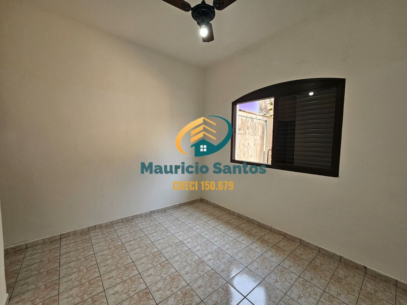 Casa à venda com 2 quartos, 75m² - Foto 29