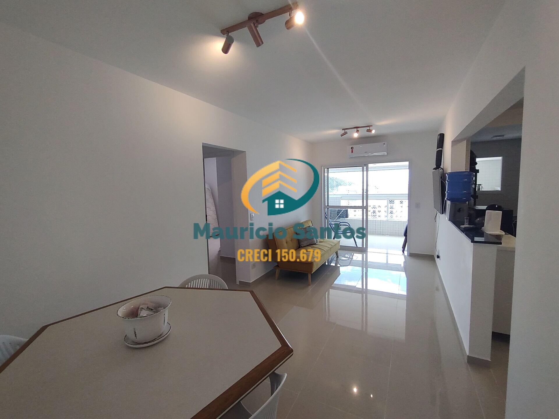 Apartamento à venda com 2 quartos, 75m² - Foto 4