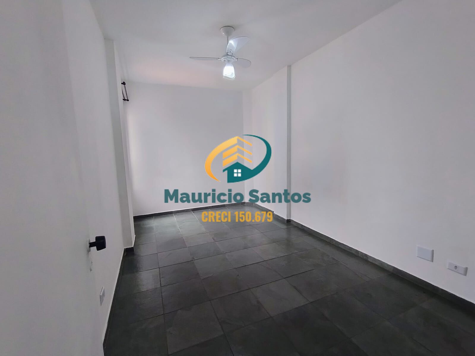 Apartamento à venda com 1 quarto, 70m² - Foto 19