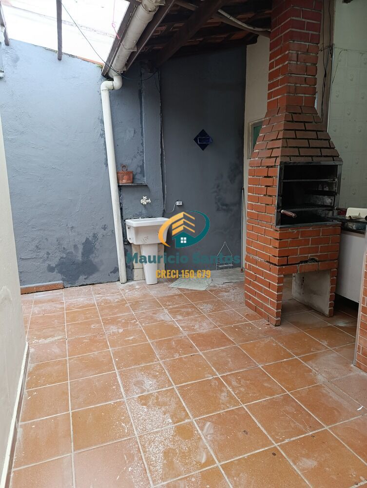 Casa à venda com 3 quartos, 98m² - Foto 17