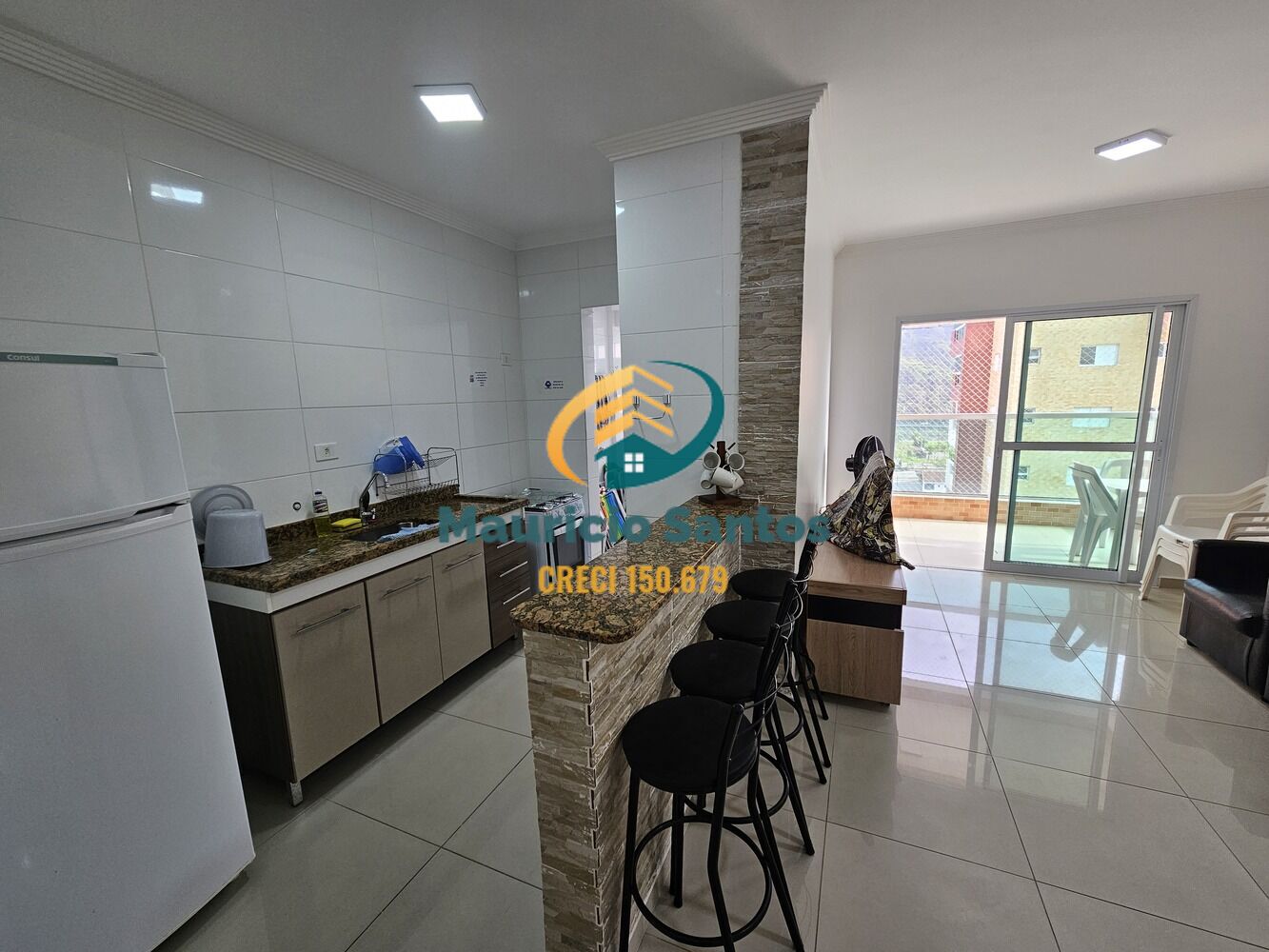 Apartamento à venda com 2 quartos, 72m² - Foto 4