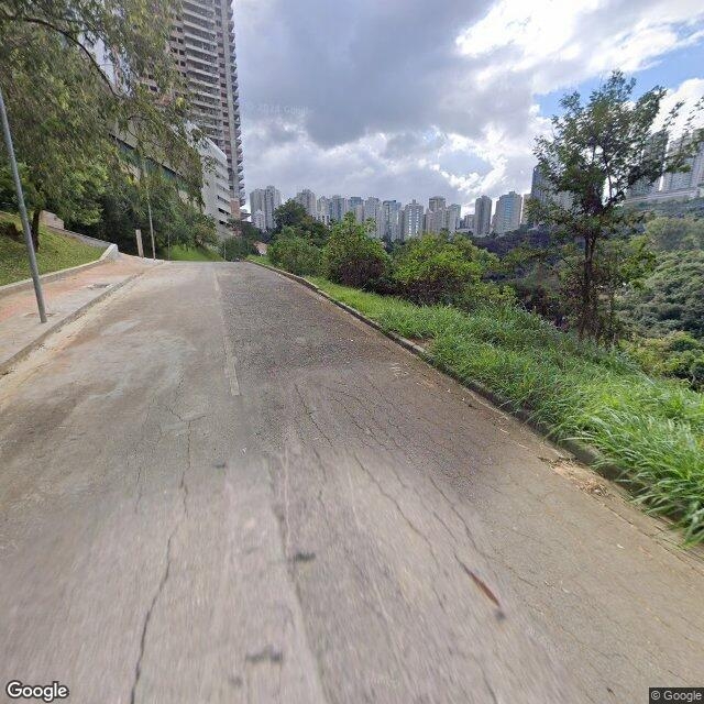 Imagem estática do "Street View" da localização