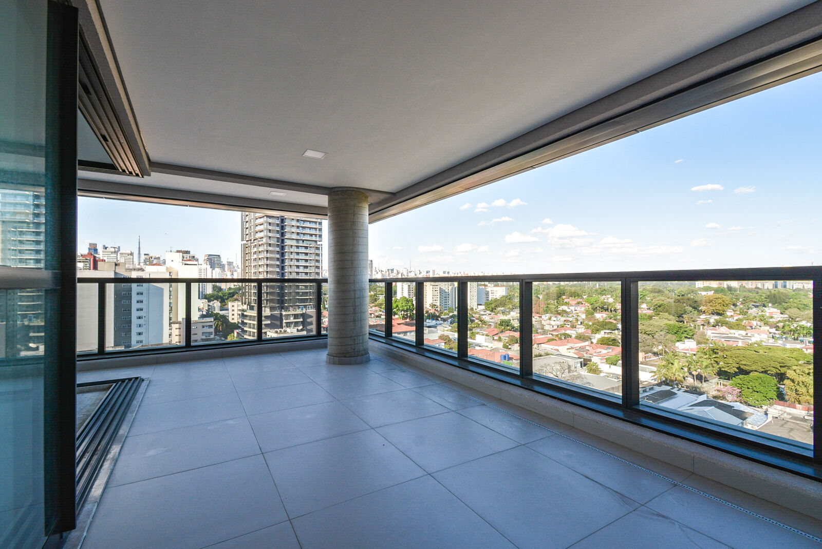 Apartamento à venda com 3 quartos, 145m² - Foto 88