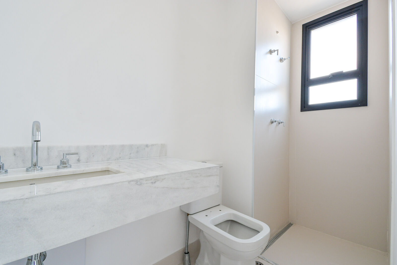 Apartamento à venda com 3 quartos, 145m² - Foto 98