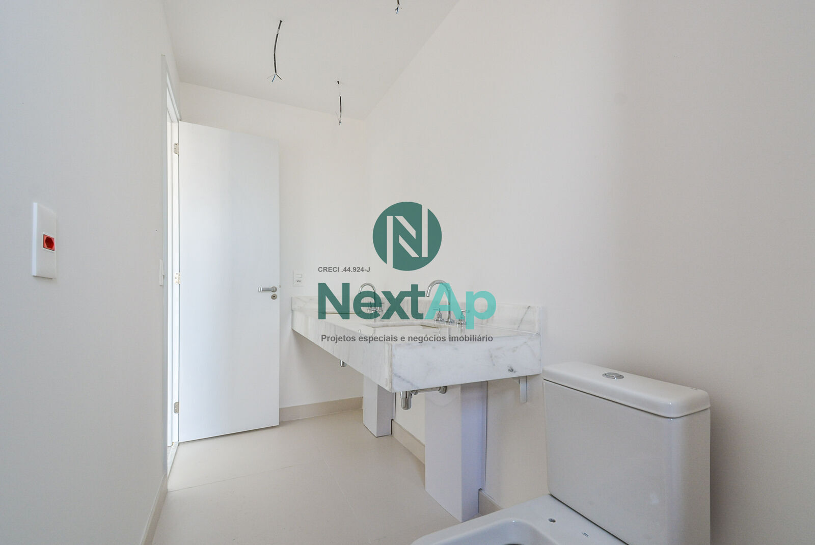 Apartamento à venda com 3 quartos, 145m² - Foto 31