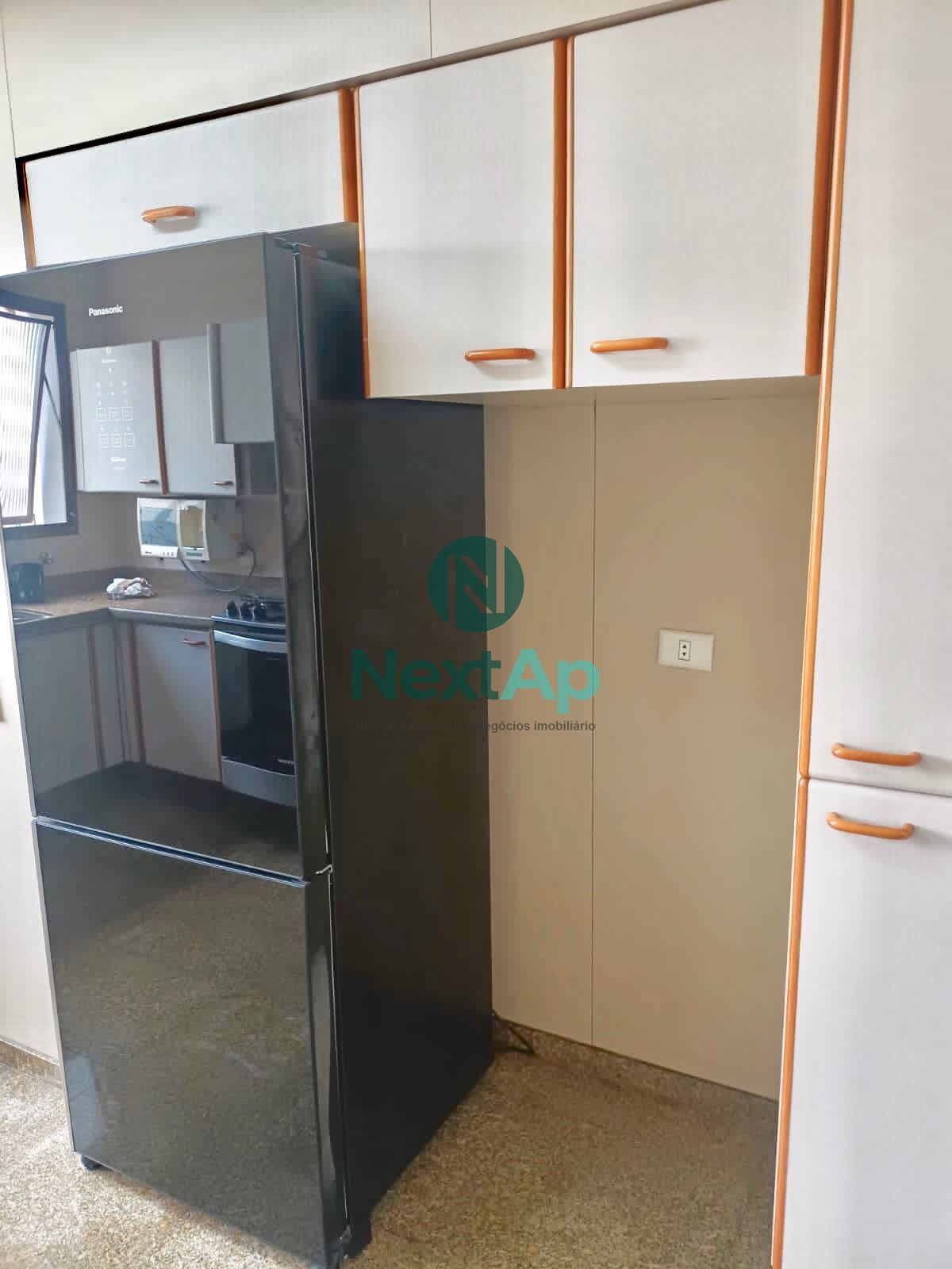 Apartamento à venda com 3 quartos, 170m² - Foto 19