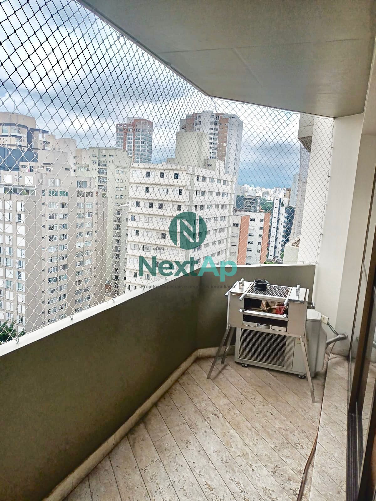 Apartamento à venda com 3 quartos, 170m² - Foto 33