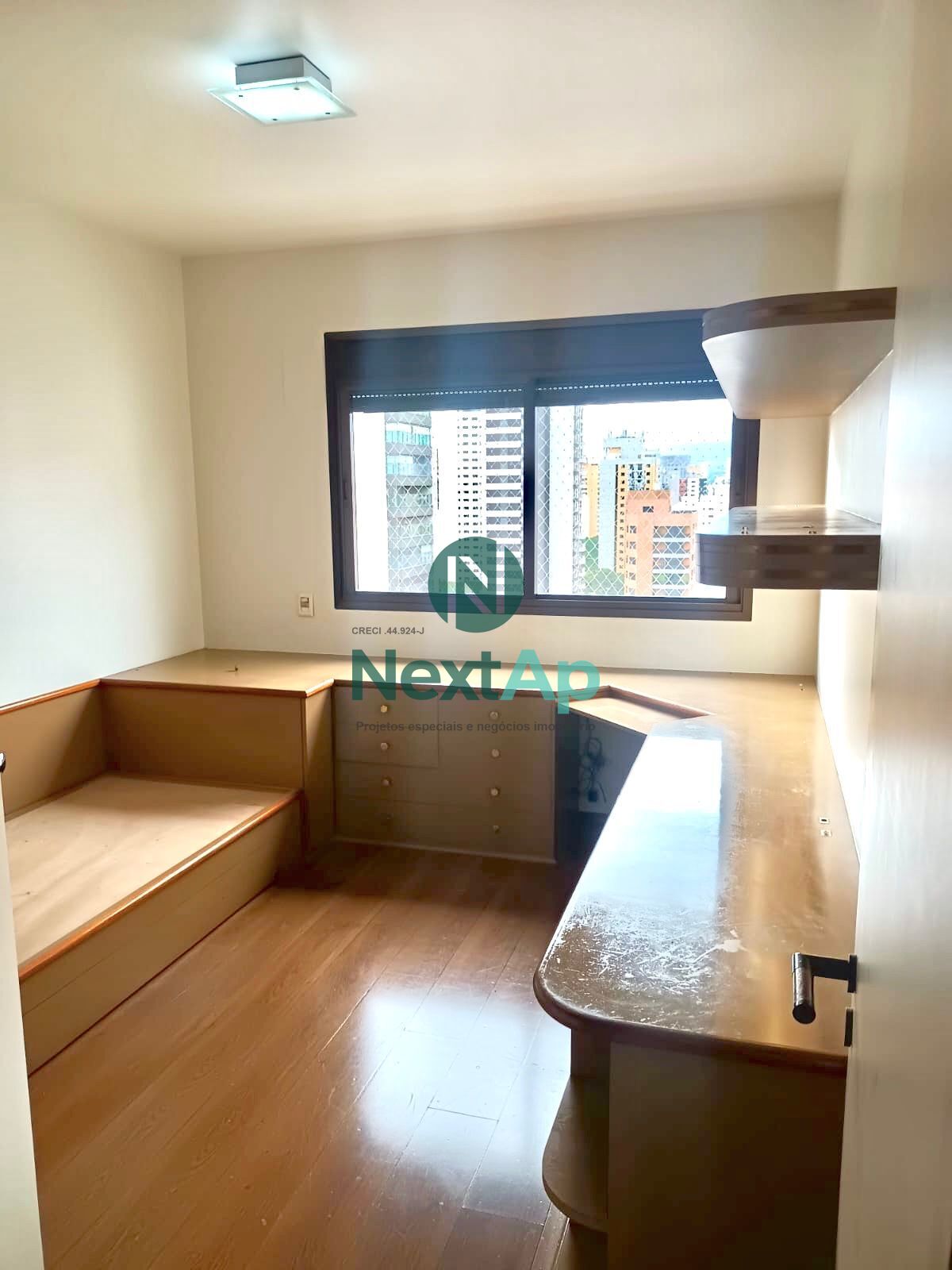 Apartamento à venda com 3 quartos, 170m² - Foto 11