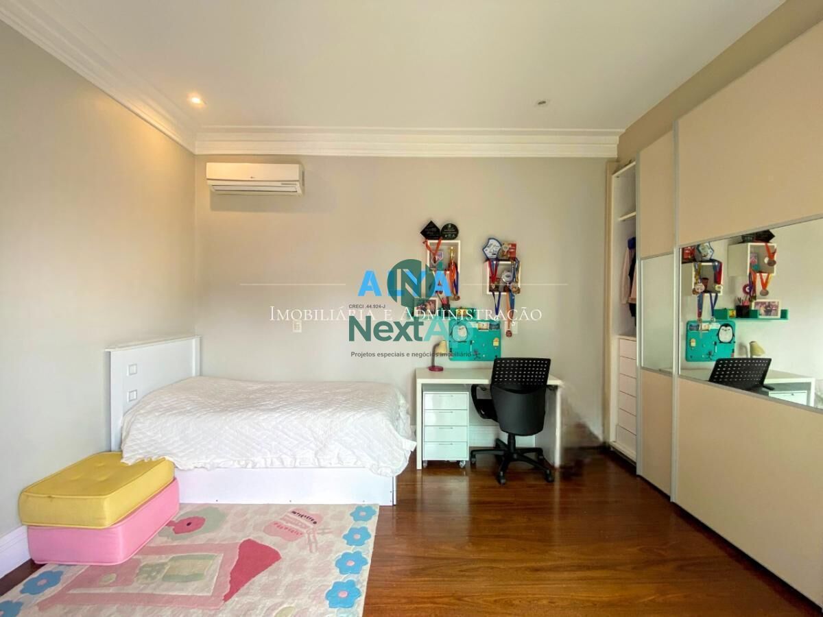 Casa à venda com 4 quartos, 680m² - Foto 27