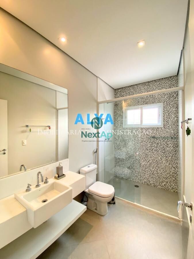 Casa à venda com 4 quartos, 680m² - Foto 30