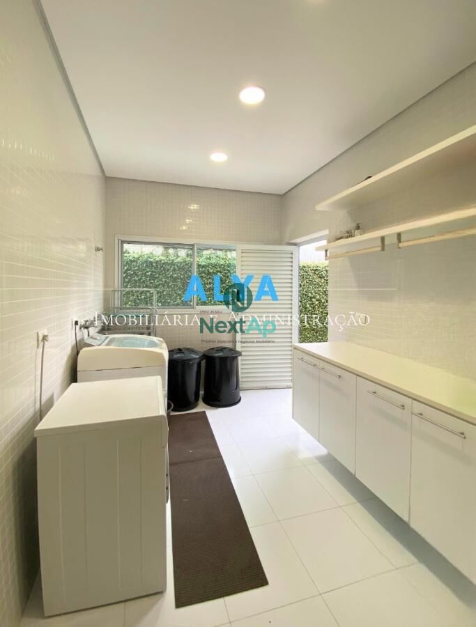 Casa à venda com 4 quartos, 680m² - Foto 31
