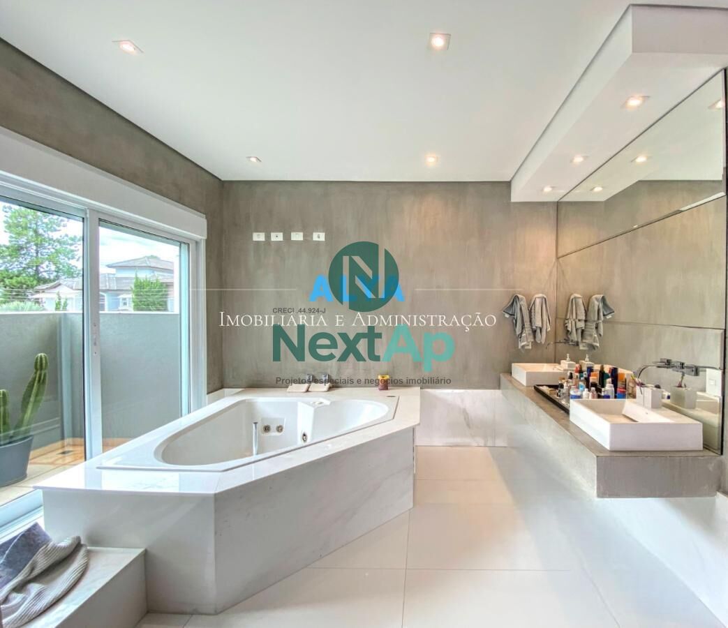 Casa à venda com 4 quartos, 680m² - Foto 20