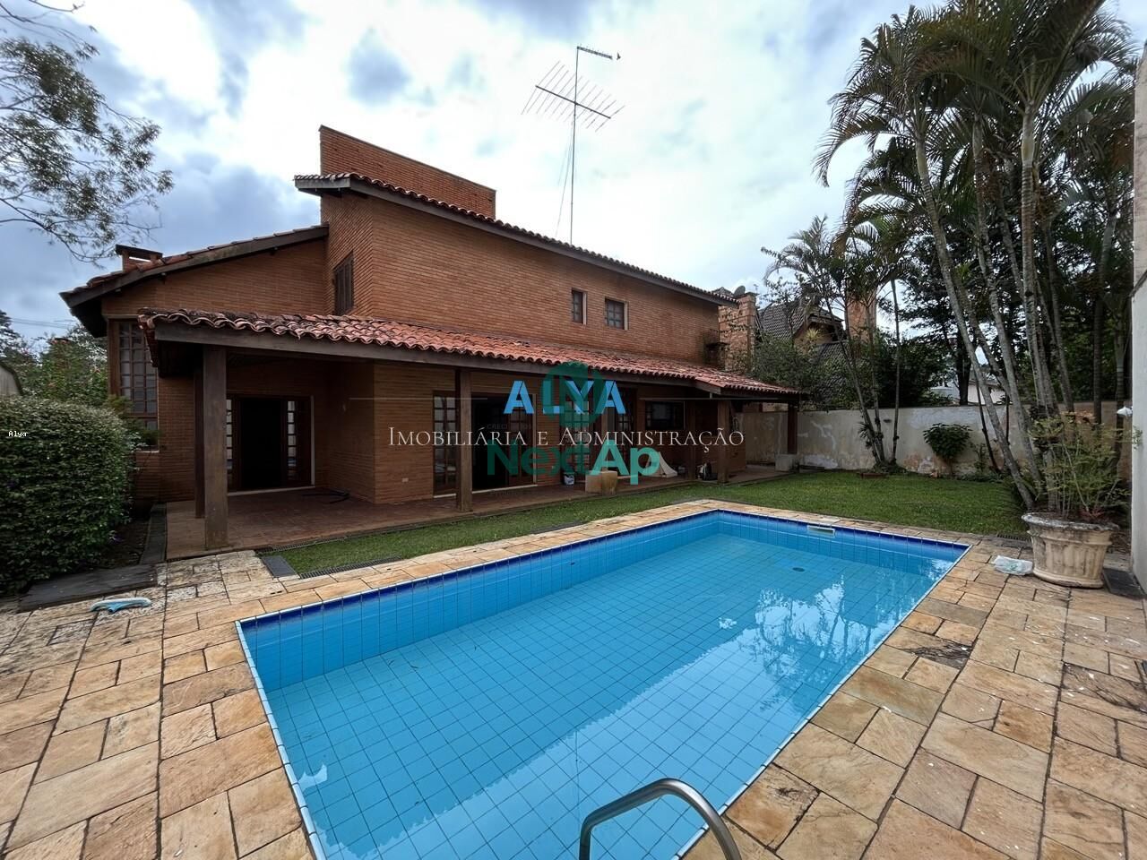 Casa à venda com 4 quartos, 420m² - Foto 16