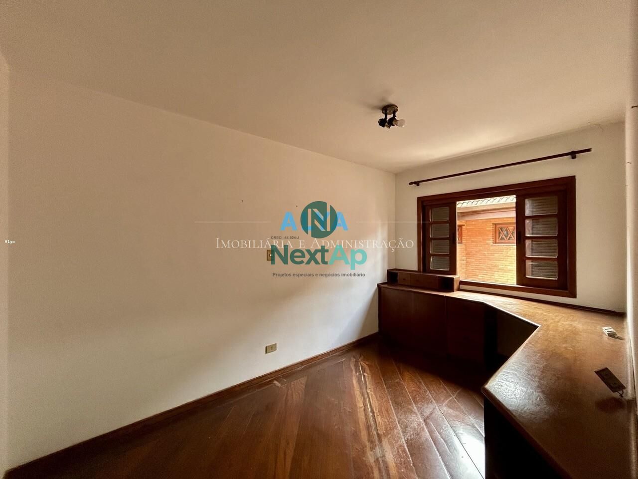 Casa à venda com 4 quartos, 420m² - Foto 25