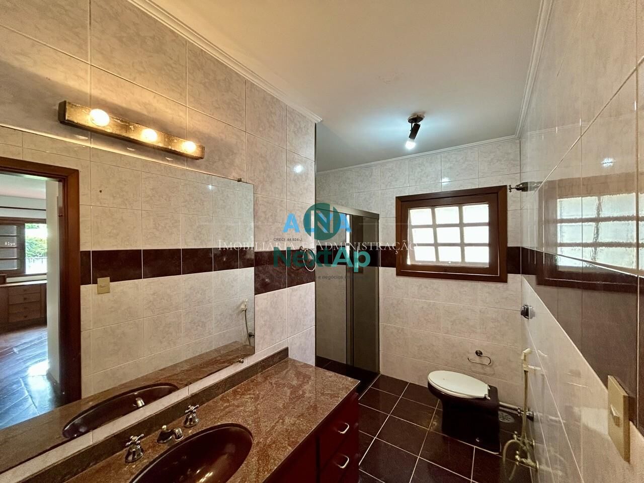Casa à venda com 4 quartos, 420m² - Foto 32