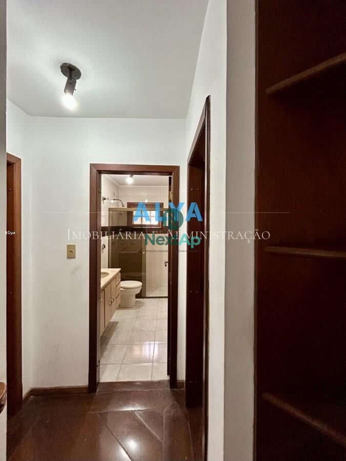 Casa à venda com 4 quartos, 420m² - Foto 17