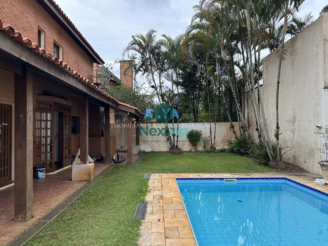 Casa à venda com 4 quartos, 420m² - Foto 4