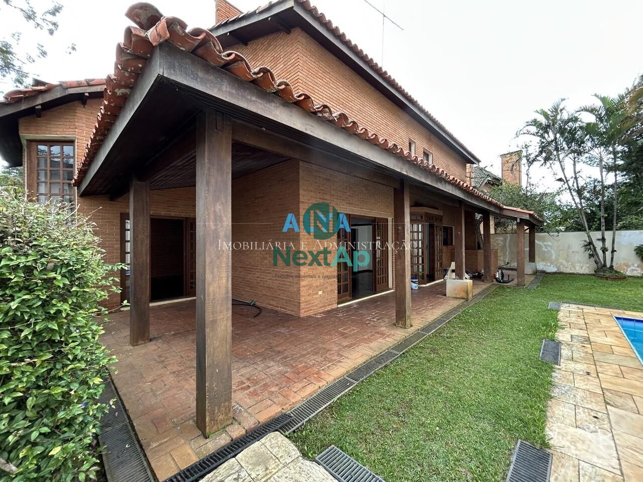 Casa à venda com 4 quartos, 420m² - Foto 2