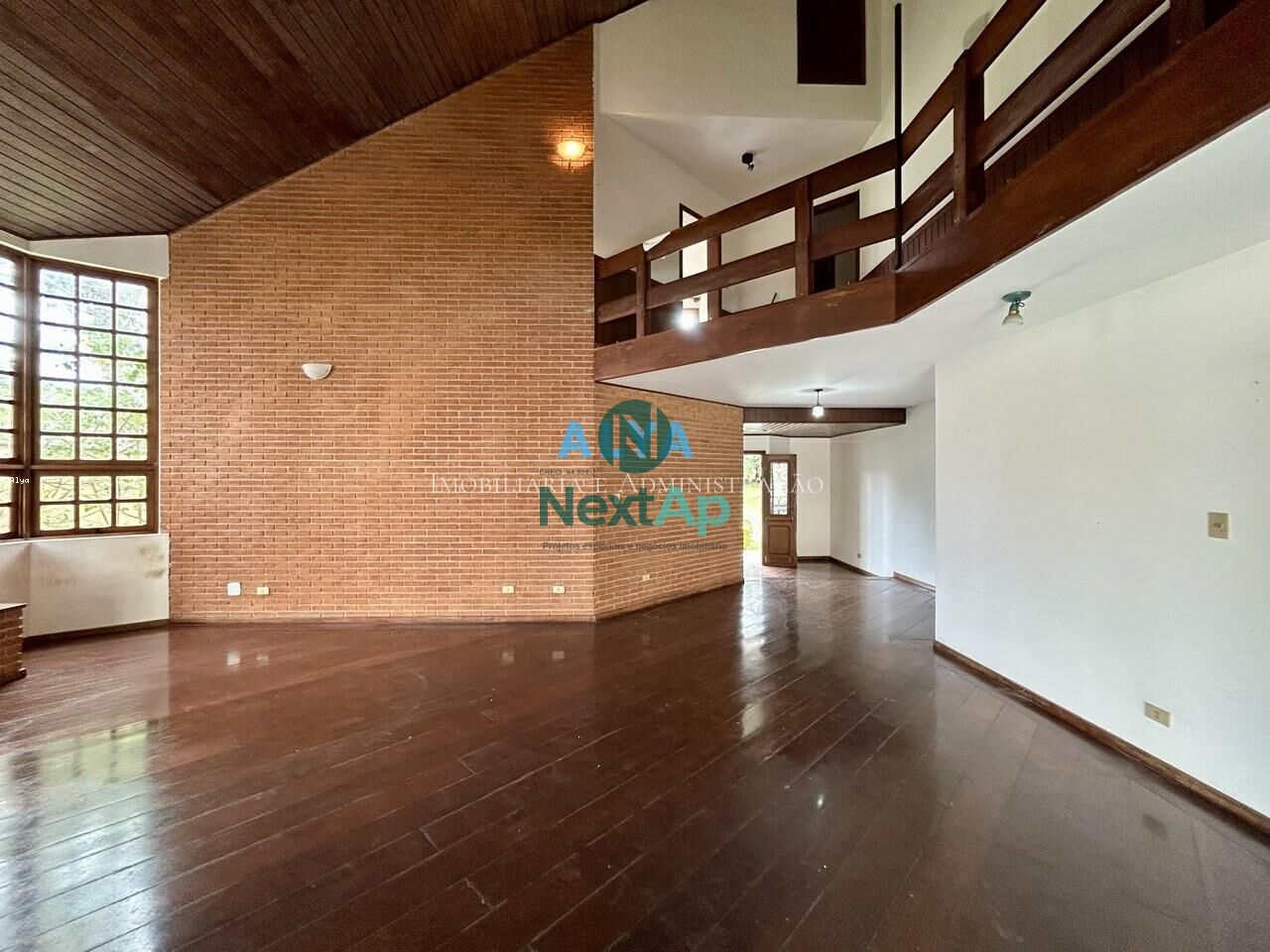 Casa à venda com 4 quartos, 420m² - Foto 9