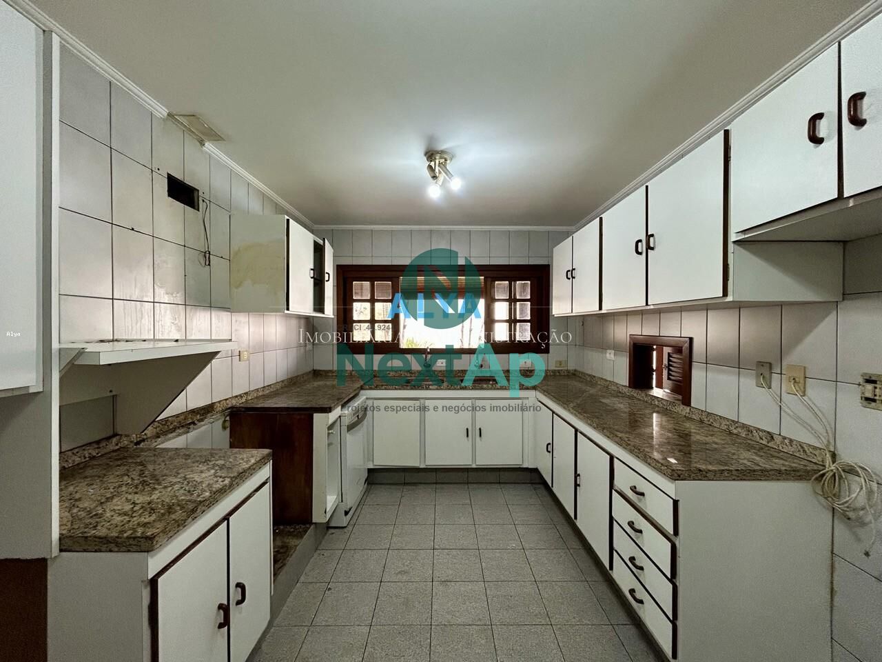 Casa à venda com 4 quartos, 420m² - Foto 20