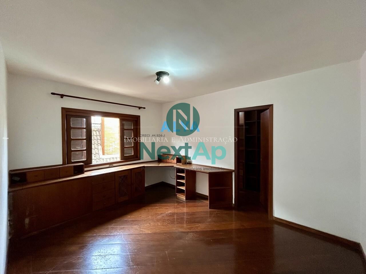 Casa à venda com 4 quartos, 420m² - Foto 29