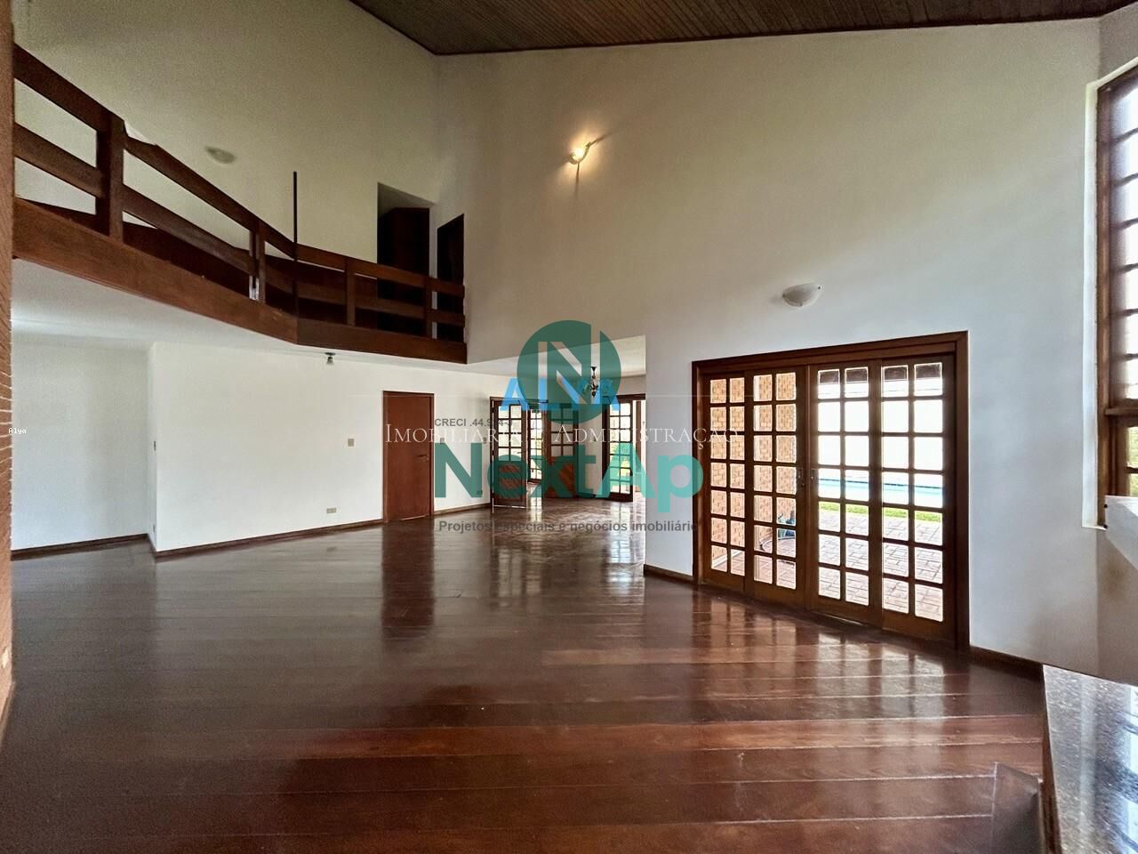 Casa à venda com 4 quartos, 420m² - Foto 11