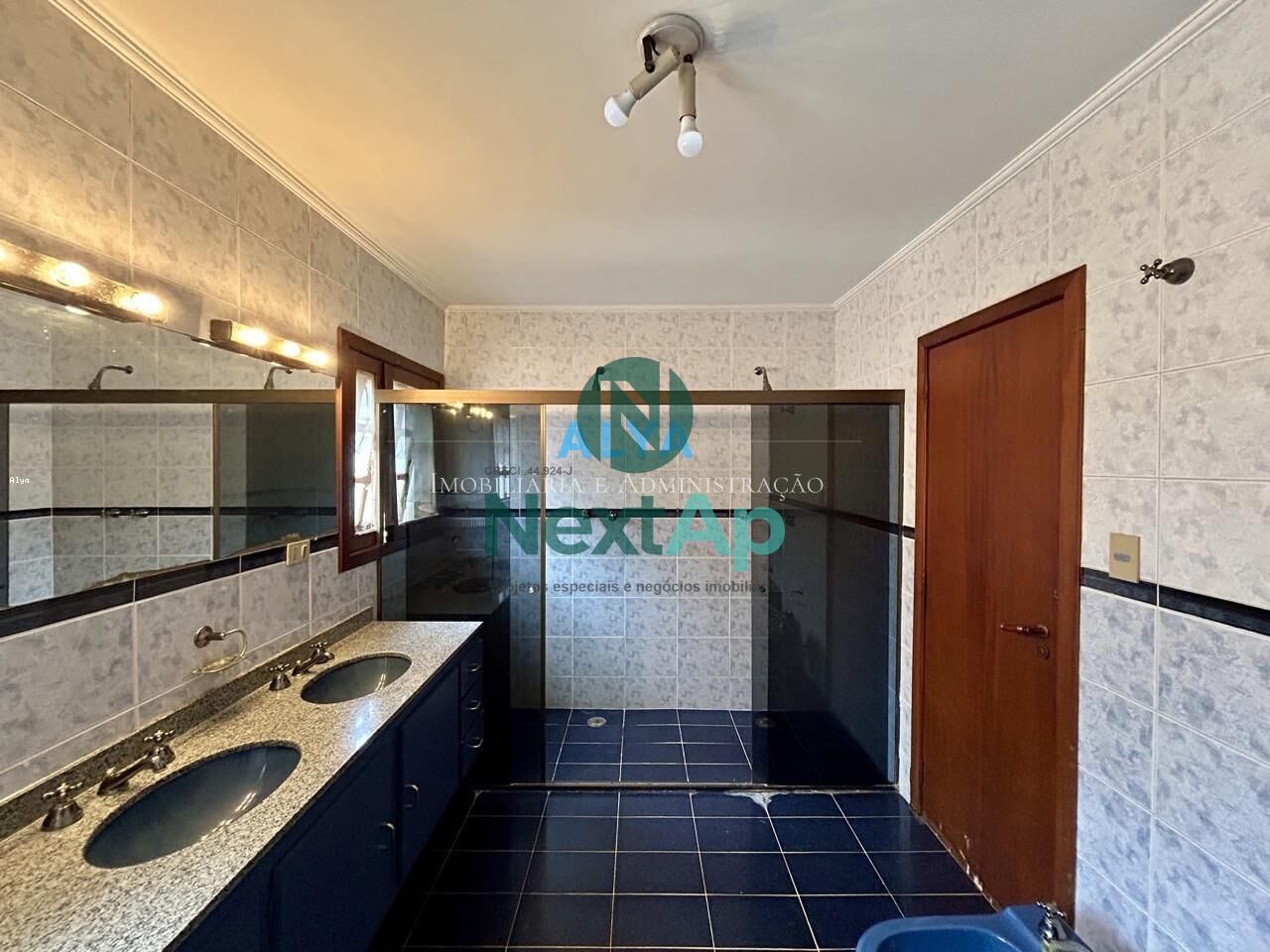 Casa à venda com 4 quartos, 420m² - Foto 37
