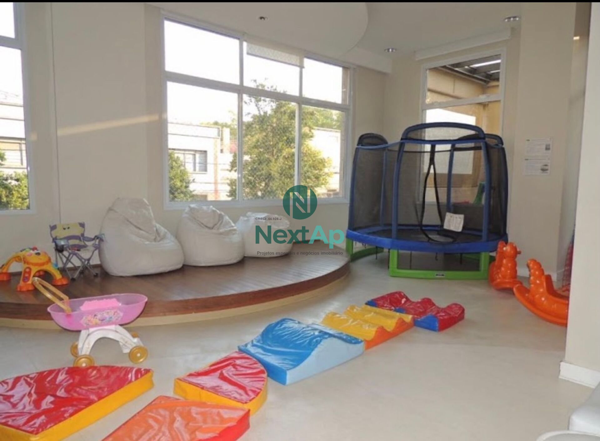Cobertura à venda com 3 quartos, 280m² - Foto 9