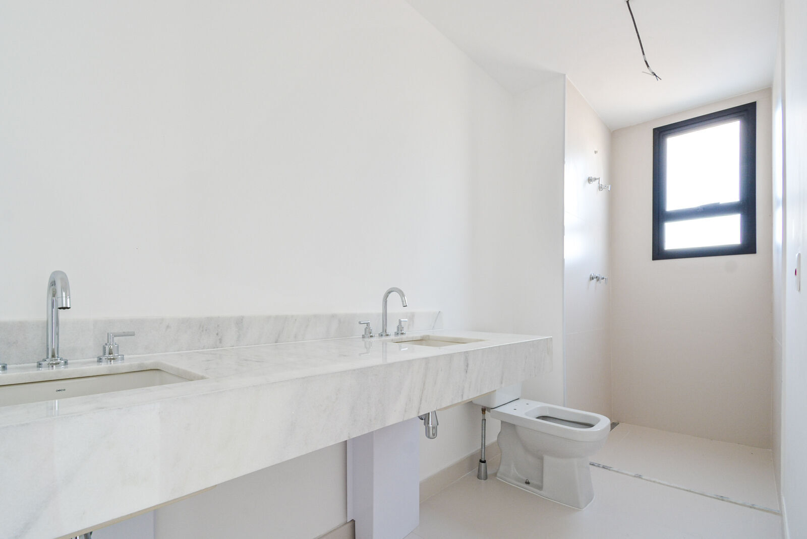 Apartamento à venda com 3 quartos, 145m² - Foto 19