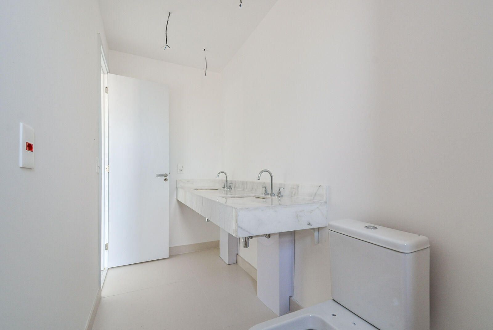 Apartamento à venda com 3 quartos, 145m² - Foto 21