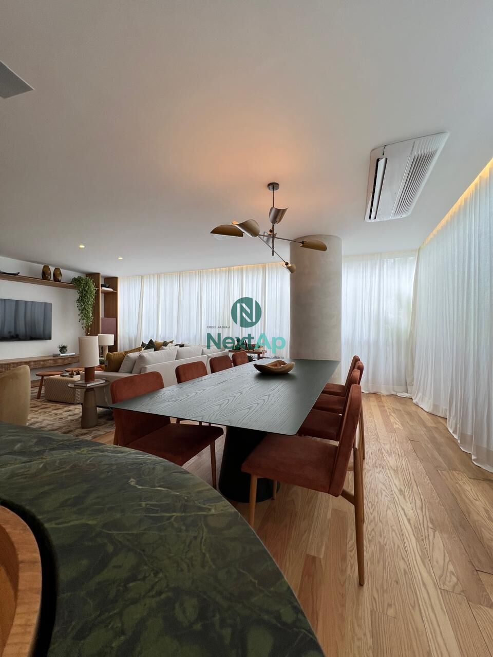 Apartamento à venda com 3 quartos, 201m² - Foto 14