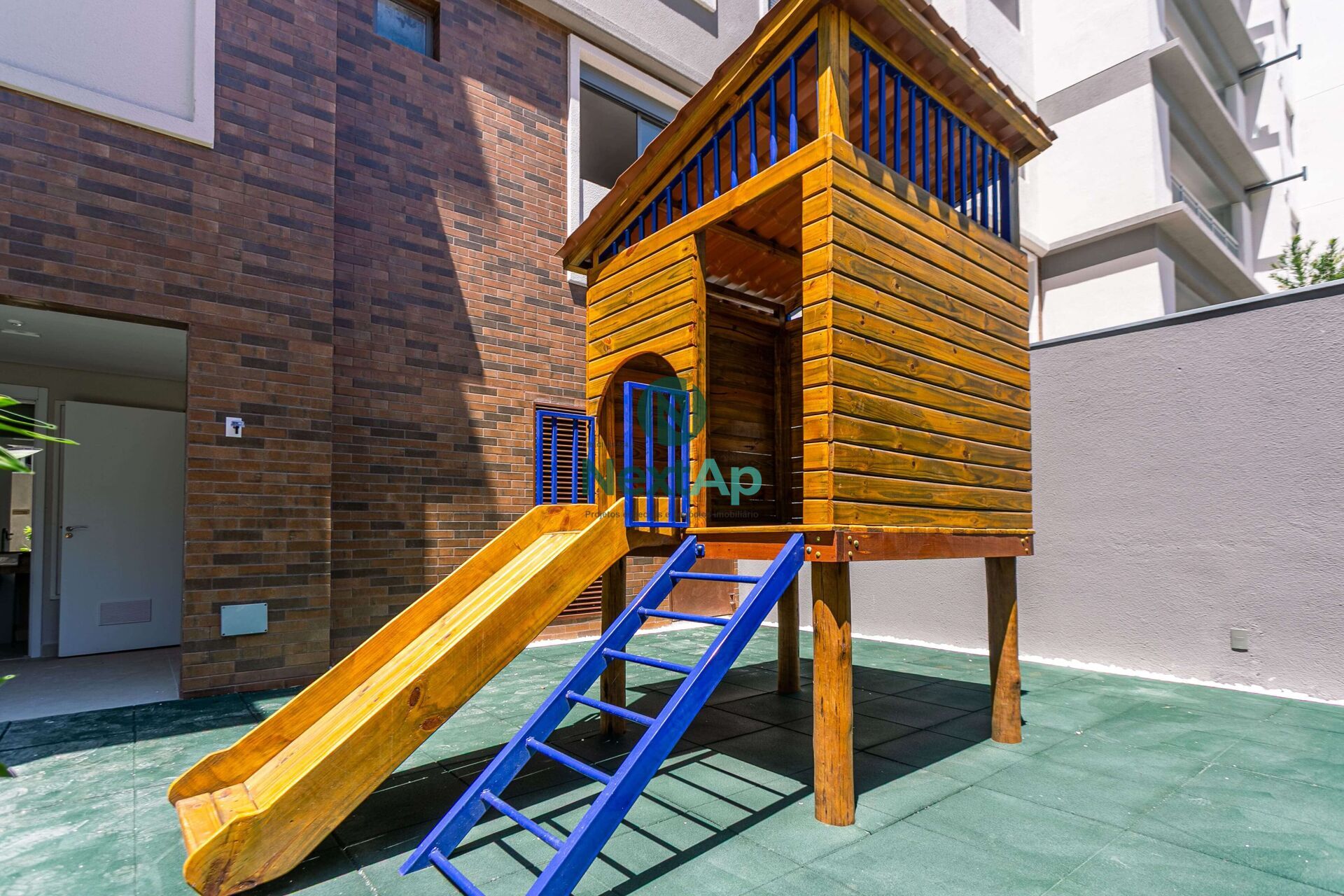 Apartamento à venda com 2 quartos, 100m² - Foto 3