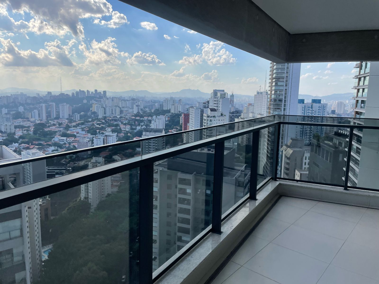 Apartamento, 4 quartos, 195 m² - Foto 2