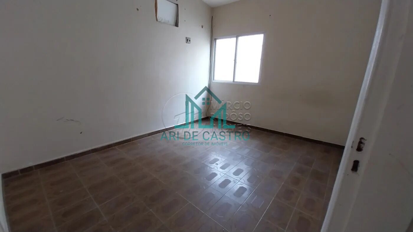 Casa à venda com 3 quartos, 280m² - Foto 14