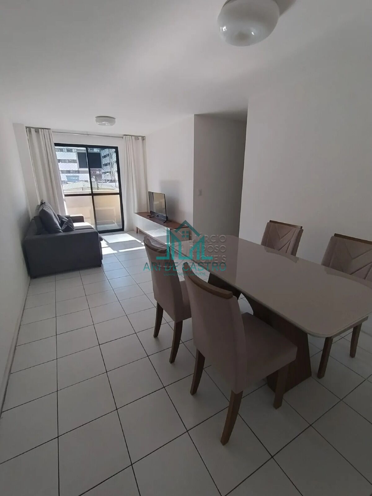 Apartamento para alugar com 3 quartos, 74m² - Foto 1