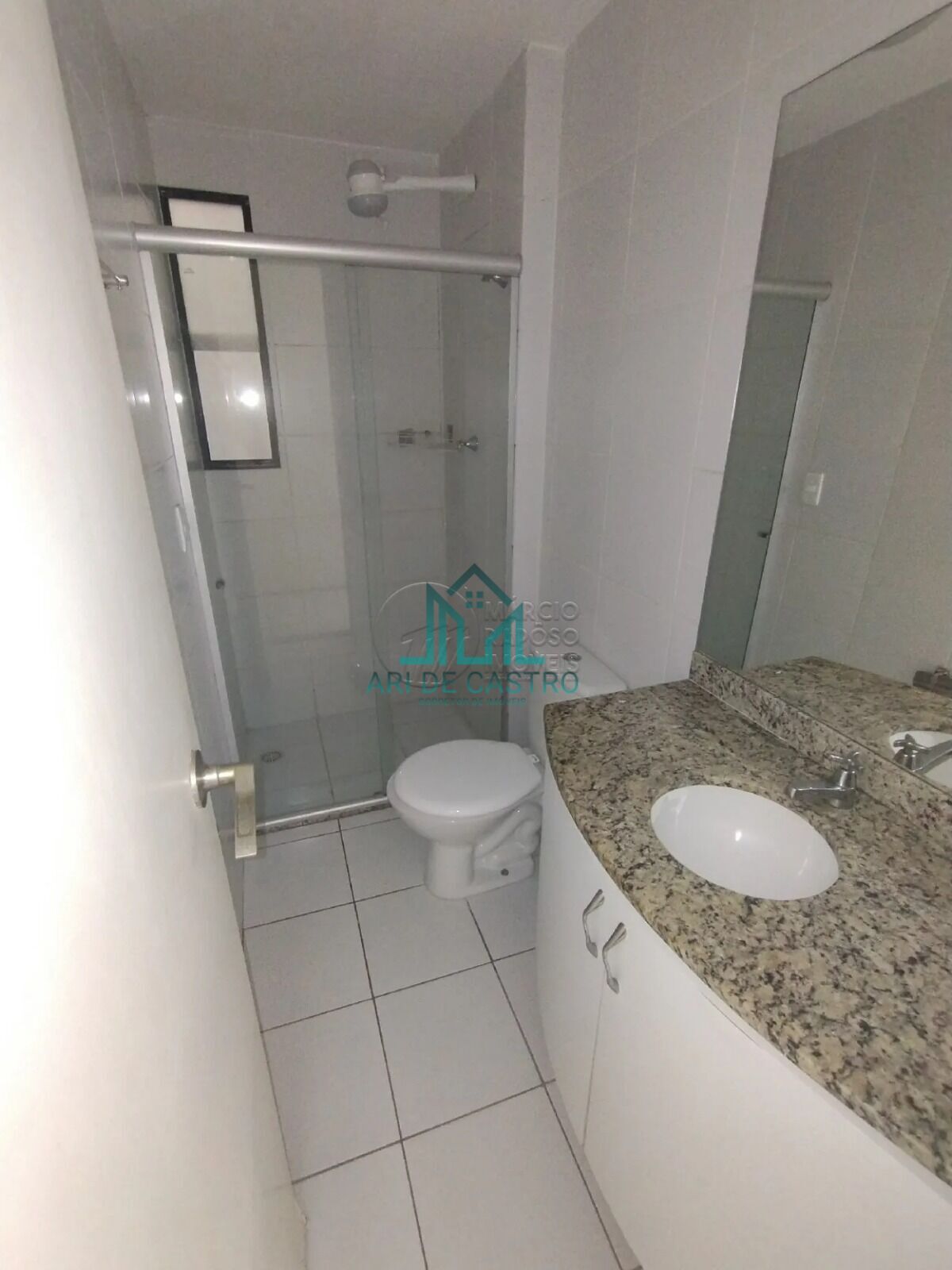 Apartamento para alugar com 3 quartos, 74m² - Foto 4