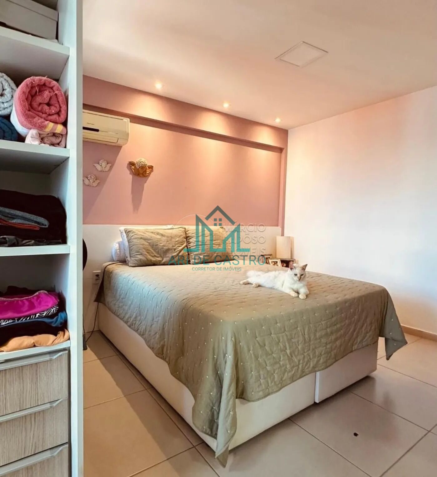Apartamento à venda com 2 quartos, 76m² - Foto 4