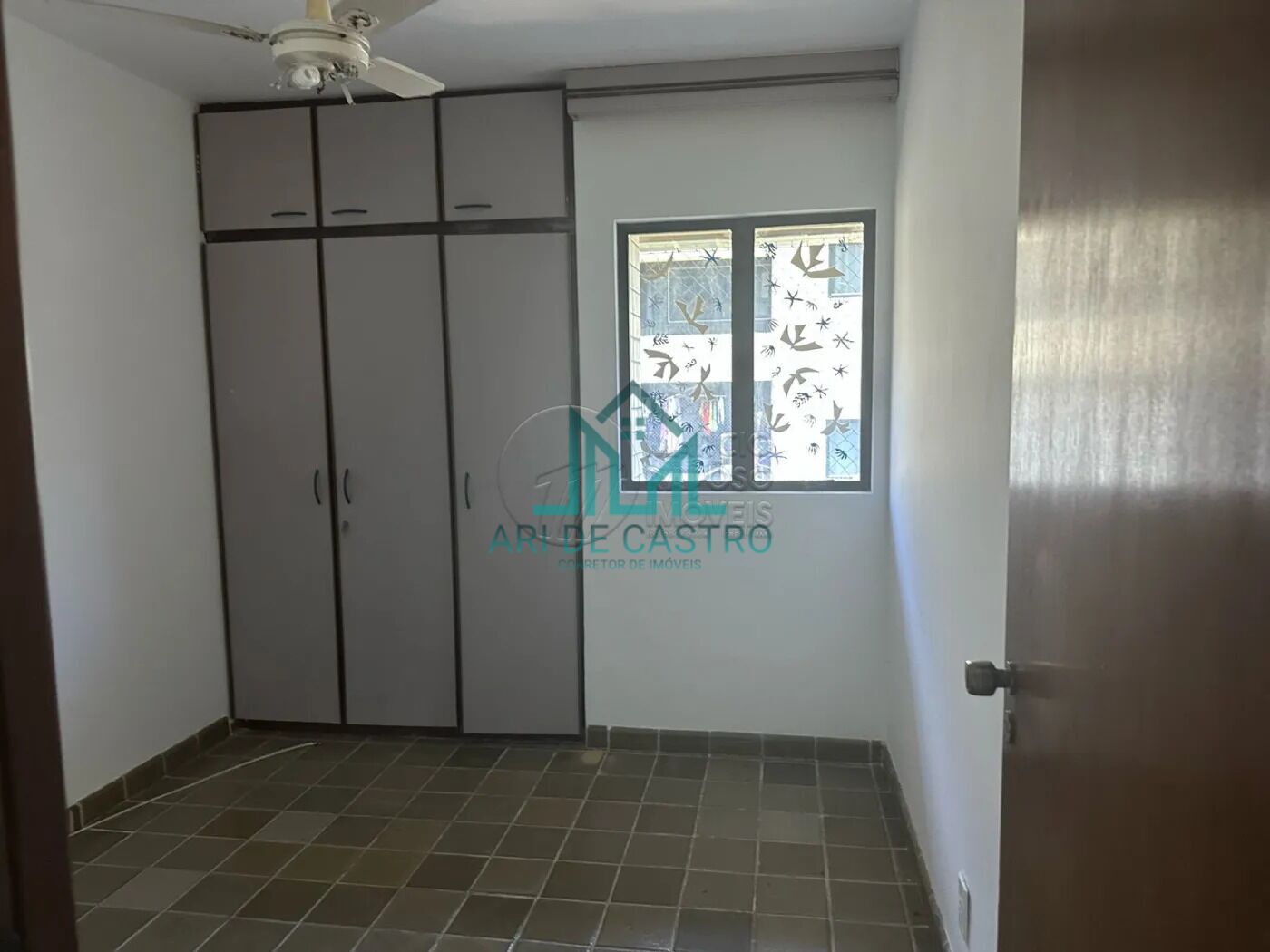 Apartamento à venda com 4 quartos, 140m² - Foto 10