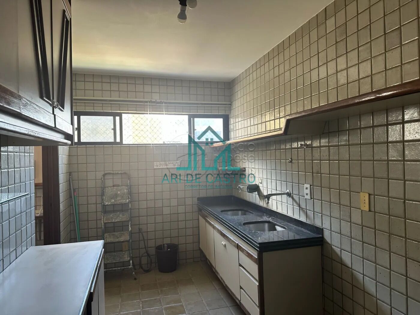 Apartamento à venda com 4 quartos, 140m² - Foto 11