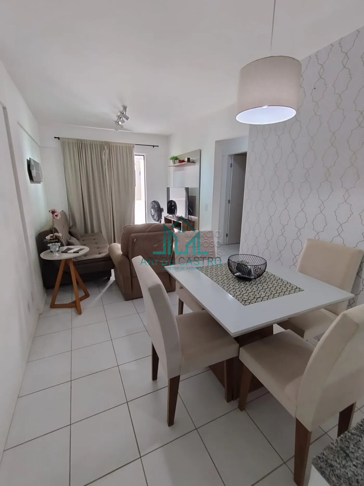 Apartamento para alugar com 2 quartos, 55m² - Foto 1