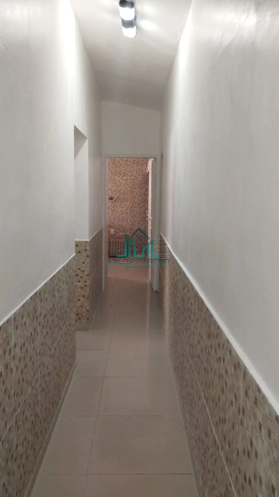 Casa à venda com 4 quartos, 210m² - Foto 19