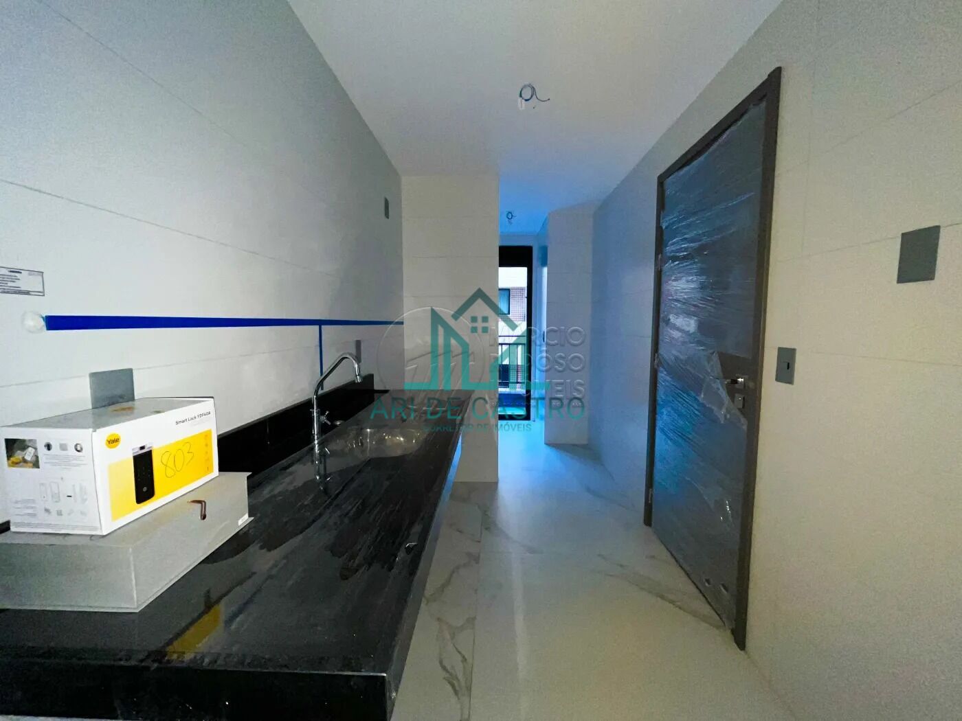 Apartamento à venda com 3 quartos, 121m² - Foto 8