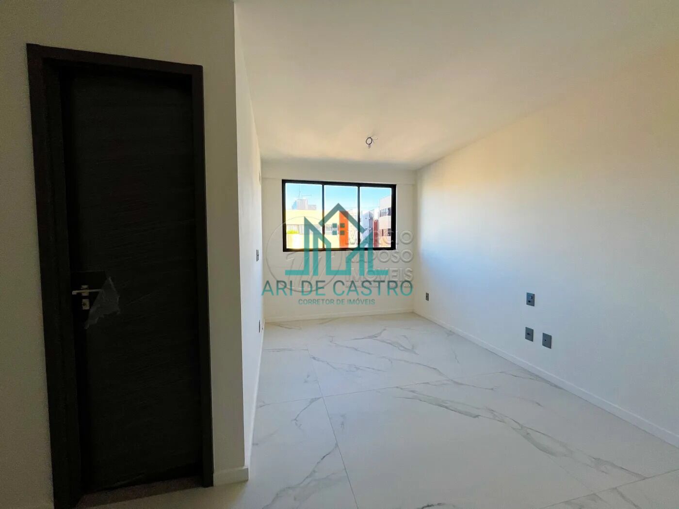 Apartamento à venda com 3 quartos, 121m² - Foto 14